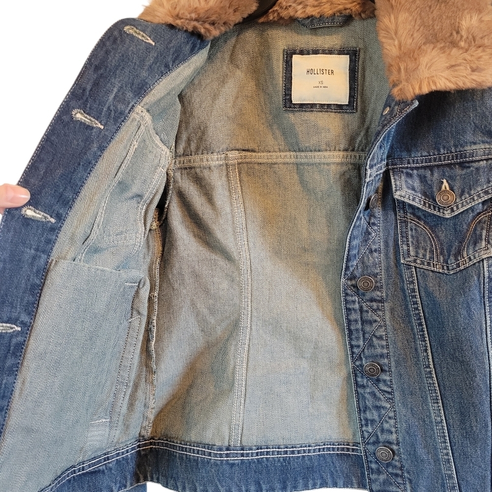 Hollister Jean Jacket With Faux Fur Trim - Picture 7 of 9